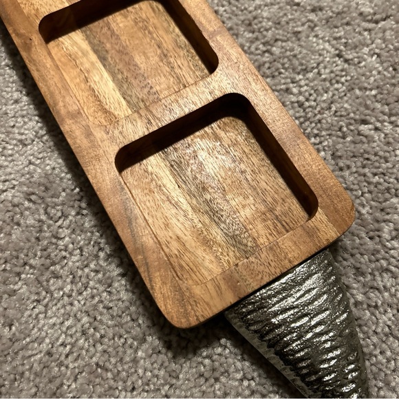 Made in India Wood & Metal 4x17in Carrot Tray Condiment Nuts Easter Entertaining - Picture 3 of 6